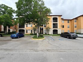 6153 Metrowest Blvd in Orlando, FL - Building Photo