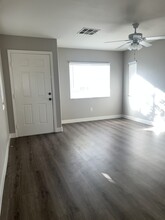 10378 Prairie Schooner Ave, Unit 618 in Las Vegas, NV - Building Photo - Building Photo