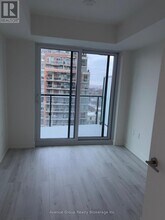 120 Broadway Ave in Toronto, ON - Building Photo - Building Photo