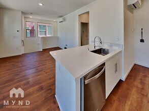 164 Log Pond Ln in Sacramento, CA - Foto de edificio - Building Photo