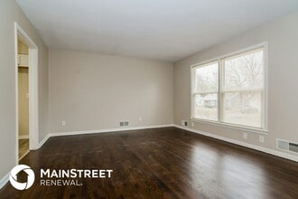8130 McGee St in Kansas City, MO - Building Photo - Building Photo
