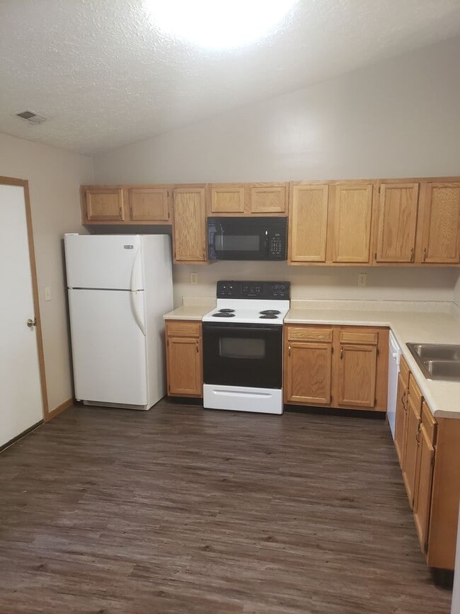 property at 3319-3321 Hopkins Dr
