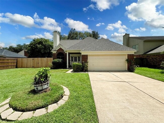 5202 Spring Cir Dr in Pearland, TX - Building Photo - Building Photo