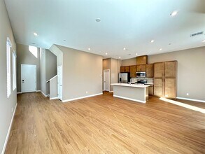 3363 Via Tizzoni St in Henderson, NV - Building Photo - Building Photo