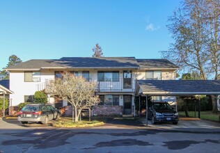 Waldo Terrace in Salem, OR - Building Photo - Building Photo