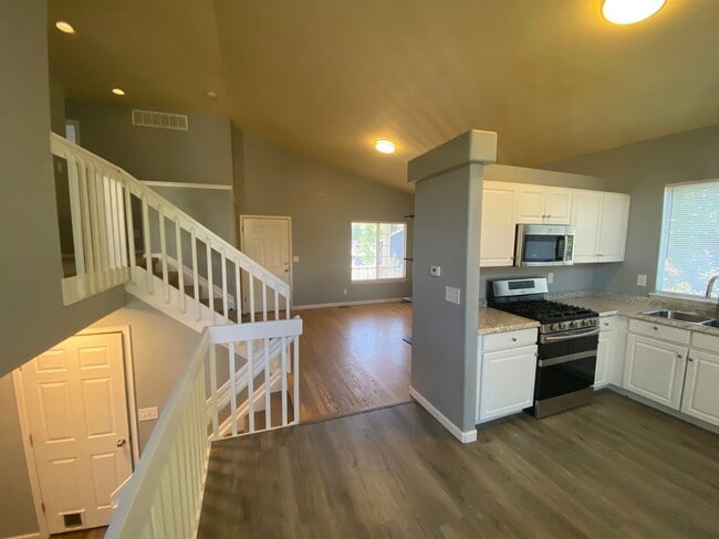 property at 8665 Cloverleaf Cir