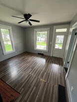 17 Republic Ave in Glouster, OH - Building Photo