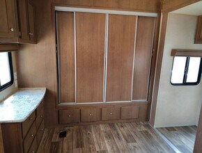 806 Yaupon Dr, Unit C in Caldwell, TX - Foto de edificio - Building Photo