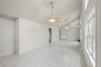 1169 NE Monroe St in Bentonville, AR - Building Photo - Building Photo