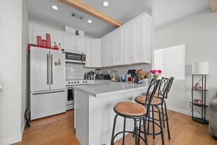 5338 Hewlett Dr in San Diego, CA - Building Photo