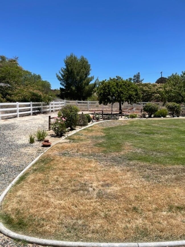 32949 Ave Lestonnac in Temecula, CA - Building Photo - Building Photo