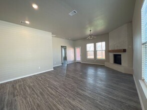 1910 S County Rd 1118 in Midland, TX - Building Photo - Building Photo