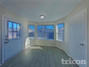 932 Crowder Dr in Crowley, TX - Foto de edificio - Building Photo