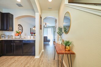 7024 White Treetop Pl in Riverview, FL - Building Photo - Building Photo