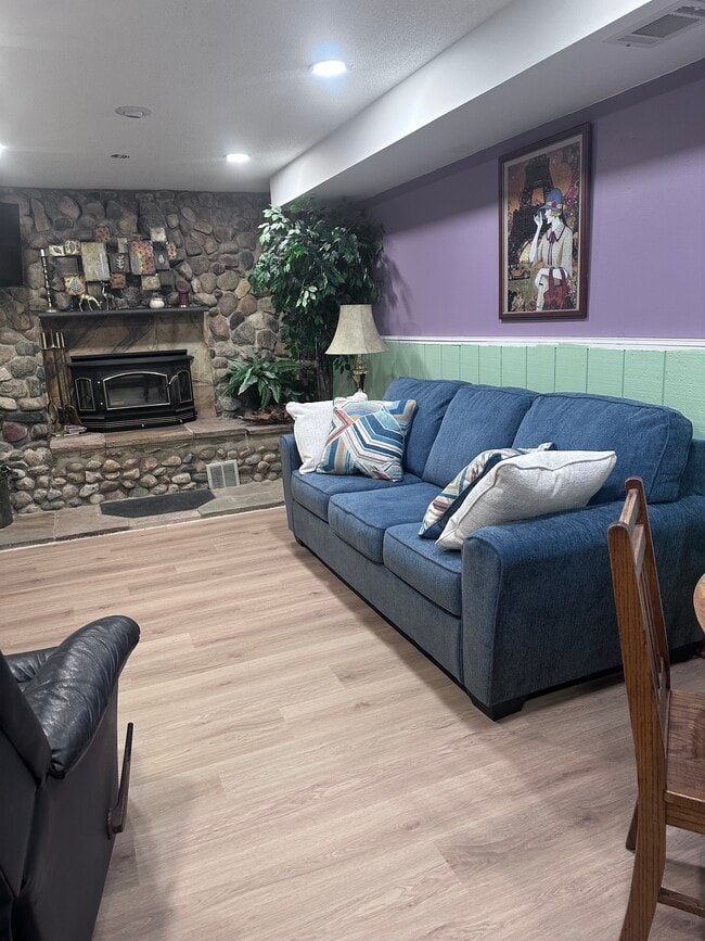 15357 Village Woods Dr, Unit One bedroom basement