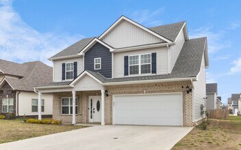 1629 Kestrel Dr in Clarksville, TN - Building Photo - Building Photo