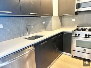 East 39th Street in New York, NY - Building Photo - Building Photo