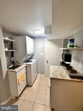 60 Q St NW in Washington, DC - Foto de edificio - Building Photo