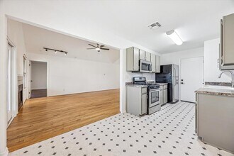 11506 Ruffed Grouse Dr in Austin, TX - Building Photo - Building Photo