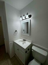 515 UTA Blvd, Unit 205 in Arlington, TX - Building Photo - Building Photo