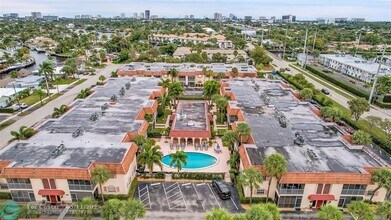 101 E McNab Rd in Pompano Beach, FL - Building Photo - Building Photo