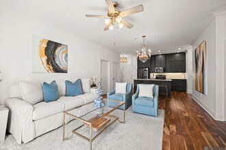 7707 Bluebonnet Blvd in Baton Rouge, LA - Building Photo - Building Photo