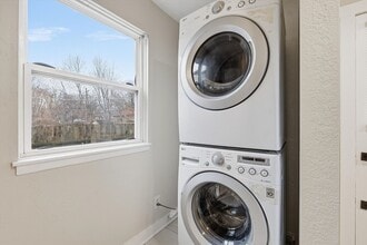 4517 E 112 St in Kansas City, MO - Building Photo - Building Photo