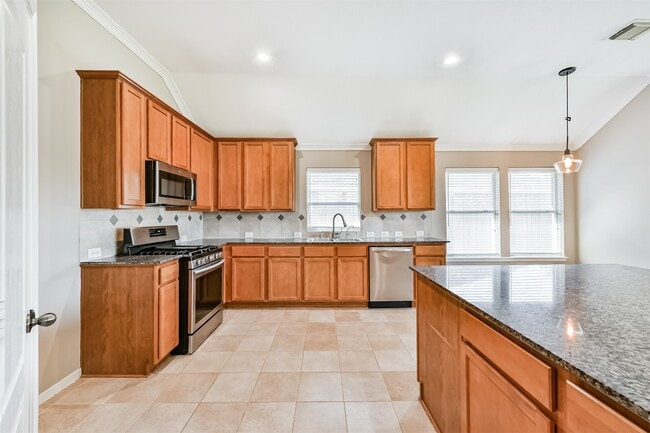 13719 Rolling River Ln