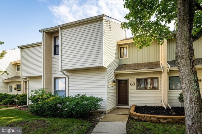 property at 63 Viburnum Ln