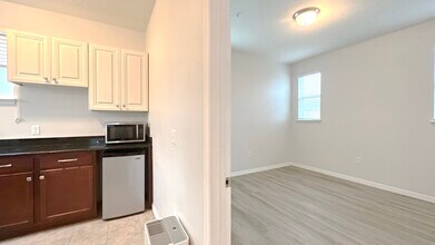 8450 Powder Ridge Trail in Windermere, FL - Building Photo - Building Photo