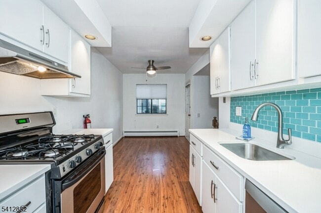 property at 15 Kensington Rd