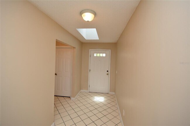 30 Farmsworth Dr in Palm Coast, FL - Building Photo - Building Photo