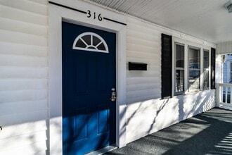 316 Ferguson Ct in Huntington, WV - Foto de edificio - Building Photo