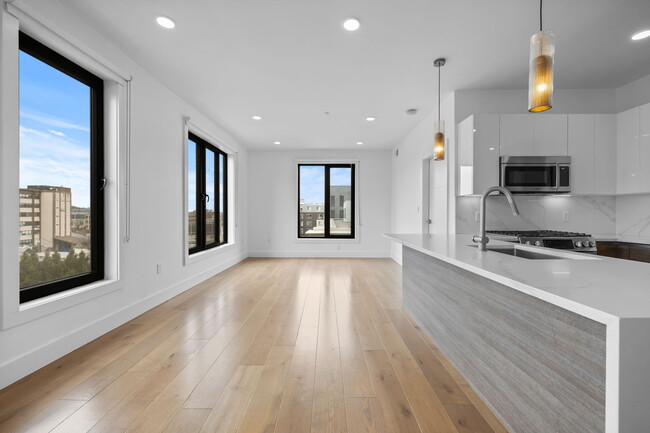 30 Penniman Rd, Unit #507 in Boston, MA - Building Photo - Building Photo