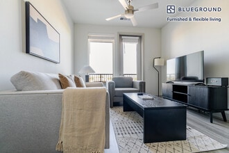 11600 Spirit Dr in Austin, TX - Foto de edificio - Building Photo