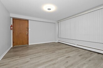 1528 W. 99th St. Chicago IL in Chicago, IL - Building Photo - Interior Photo