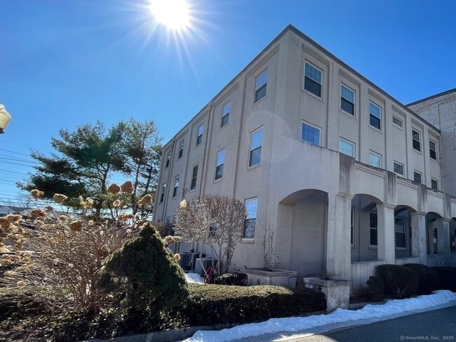 property at 146 High St