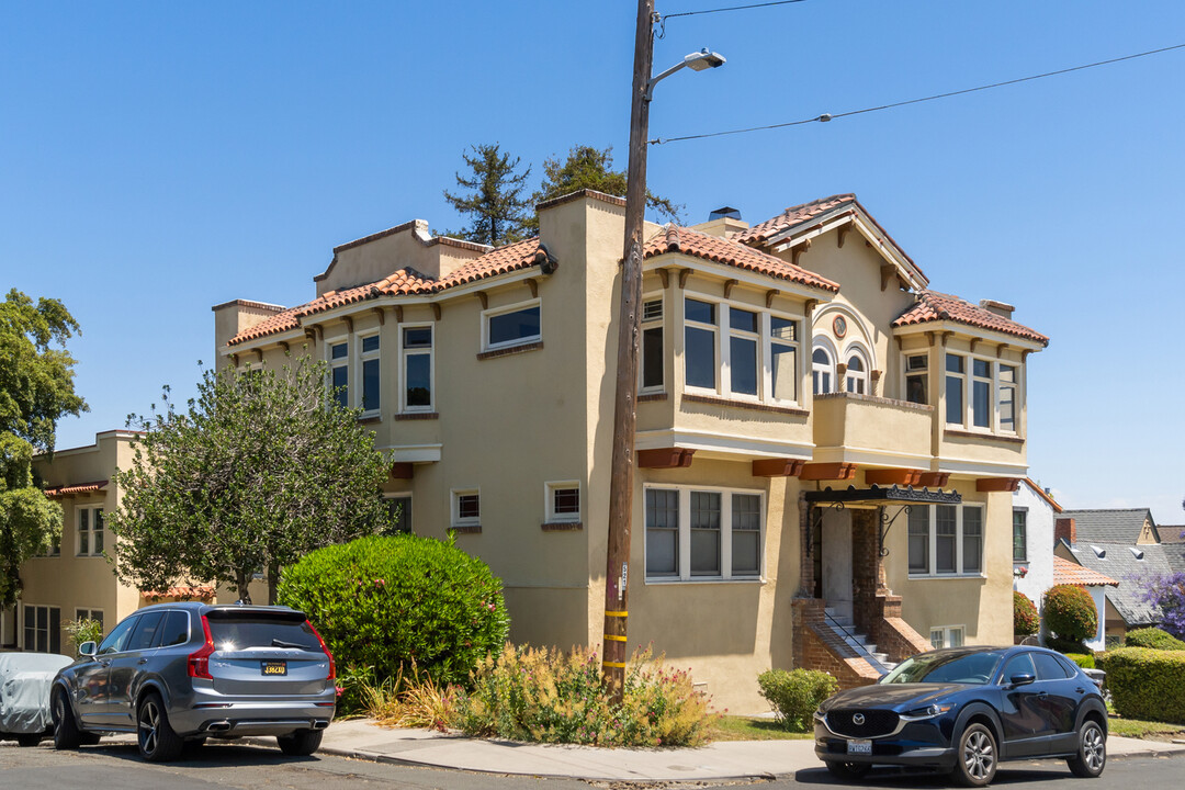 800 Capitol St in Vallejo, CA - Building Photo