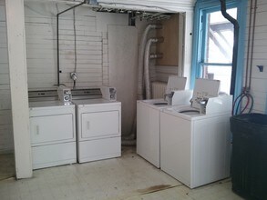 212 Brighton Rd in Bellevue, PA - Building Photo - Other