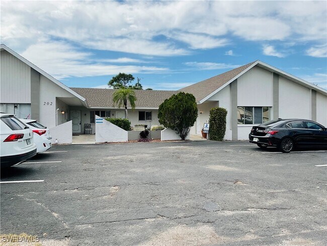 property at 202 SE 24th Ave