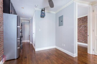 314 E 106th St in New York, NY - Building Photo - Building Photo