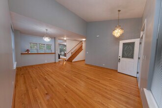 2192 Fescue Dr in Aurora, IL - Building Photo - Building Photo