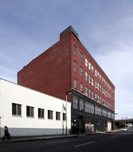 242 E Berkeley St in Boston, MA - Building Photo - Building Photo