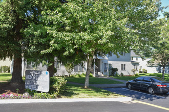 Arbor Terrace in Molalla, OR - Foto de edificio - Building Photo