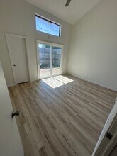 1636 Thomaswood Ln in Dallas, TX - Building Photo - Building Photo