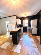 801 Majorca Ave-Unit -1 in Coral Gables, FL - Building Photo - Building Photo