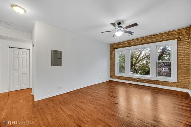 436 E 62nd St in Chicago, IL - Building Photo - Building Photo