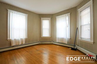 38 Leicester St, Unit 1 in Boston, MA - Building Photo - Building Photo