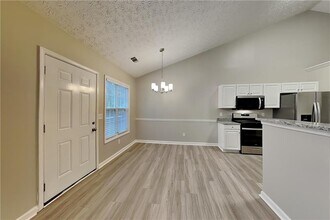 131 Trellis Ct in Acworth, GA - Building Photo - Building Photo