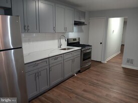 1012 Potter St in Chester, PA - Building Photo